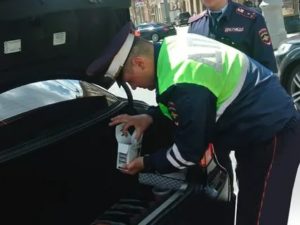 Время остановки автомобиля сотрудниками дпс