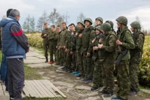 Как не попасть на военные сборы школьников